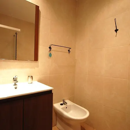 아파트 Lets Holidays Cozy 70 M. From The In Tossa *