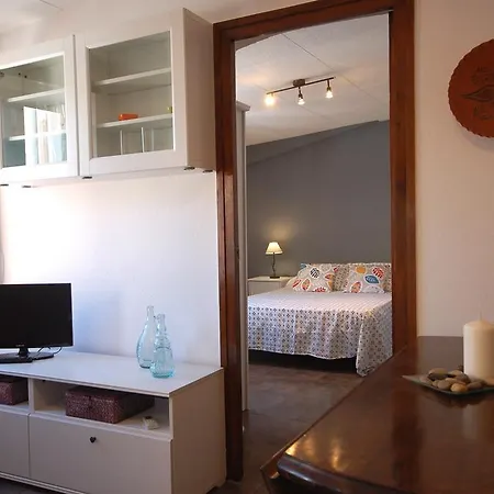 Lets Holidays Cozy 70 M. From The In Tossa Apartment