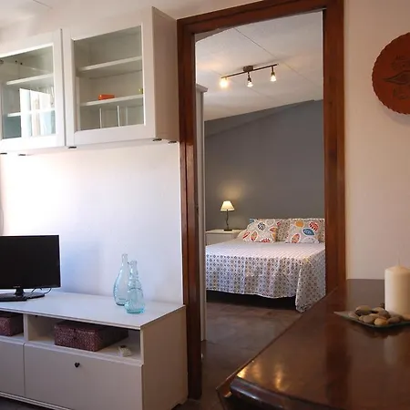 Lets Holidays Cozy 70 M. From The In Tossa 아파트