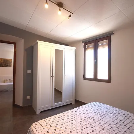 Apartment Lets Holidays Cozy 70 M. From The In Tossa Tossa de Mar