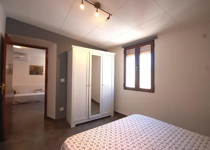 Apartment Lets Holidays Cozy 70 M. From The In Tossa Tossa de Mar