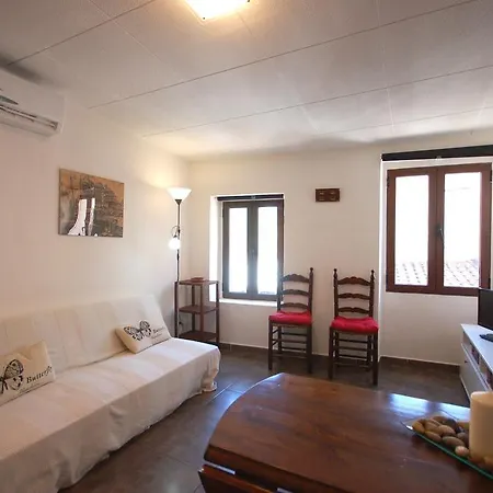 Lets Holidays Cozy 70 M. From The In Tossa * Tossa de Mar